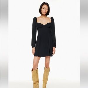 Wilfred Novella Black Mini Dress Sweetheart Neckline puff sleeves Size Medium.